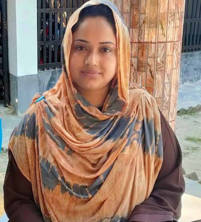 সাতক্ষীরার কালিগঞ্জে চেয়ারম্যানের বিরুদ্ধে জমি দখল ও বৃদ্ধাকে ভারতে পাঠানোর অভিযোগ