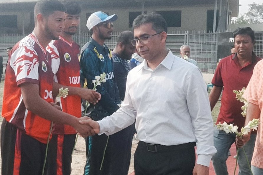 টাঙ্গাইল ভেন্যুতে শুরু জাতীয় ক্রিকেটের ৪৪ তম চ্যাম্পিয়নশিপ, প্রথম ম্যাচেই কুষ্টিয়ার দাপট