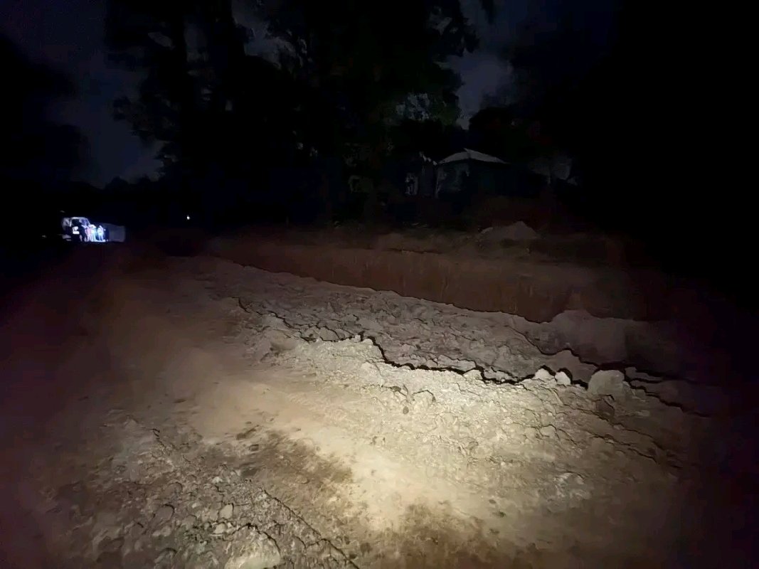 রাতভর অভিযানে অবৈধ মাটি কর্তন রোধ, জরিমানা ৩ লাখ টাকা